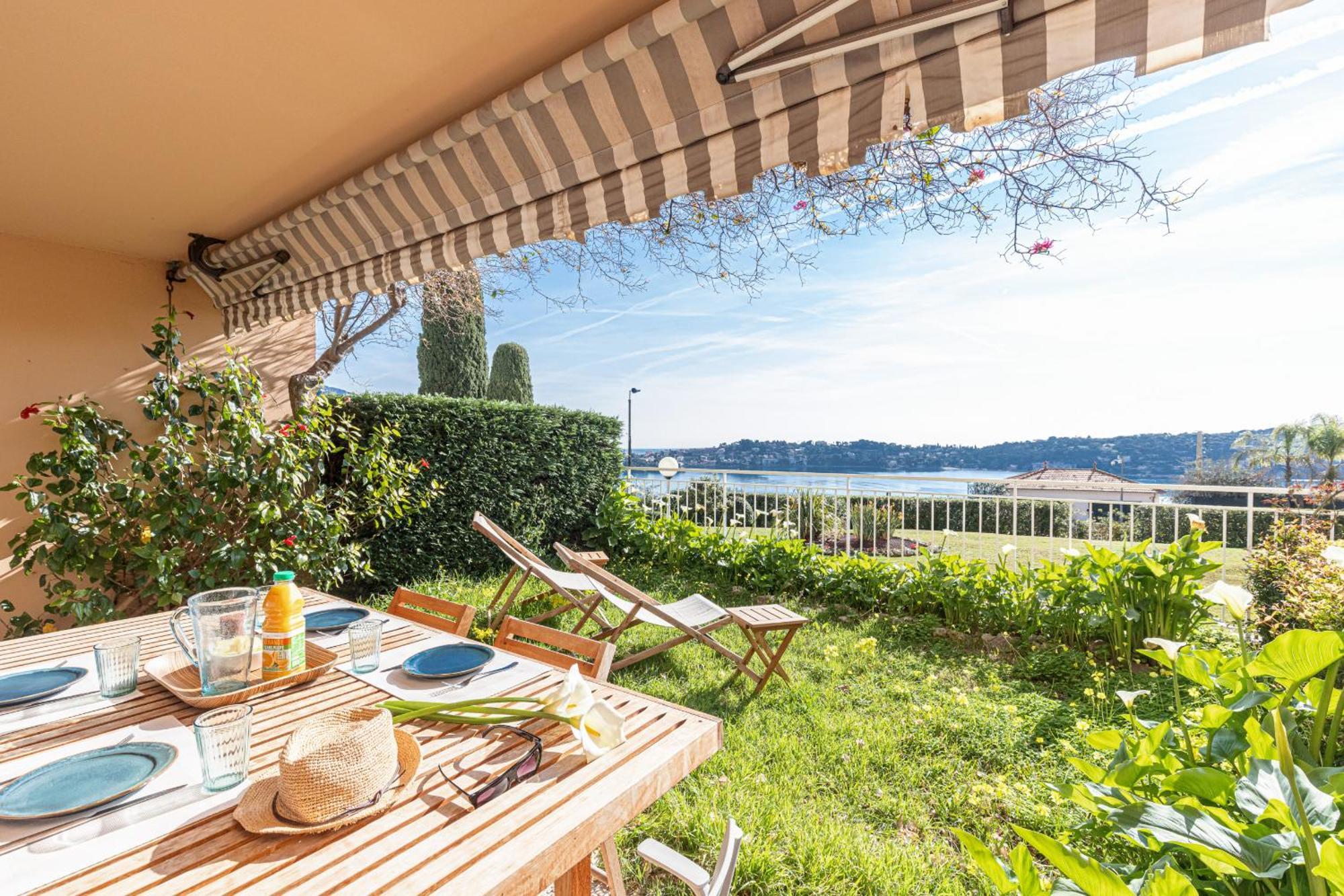 2 Bdr Villefranche-Sur-Mer Sea View Parking And Swimming Pool Екстер'єр фото