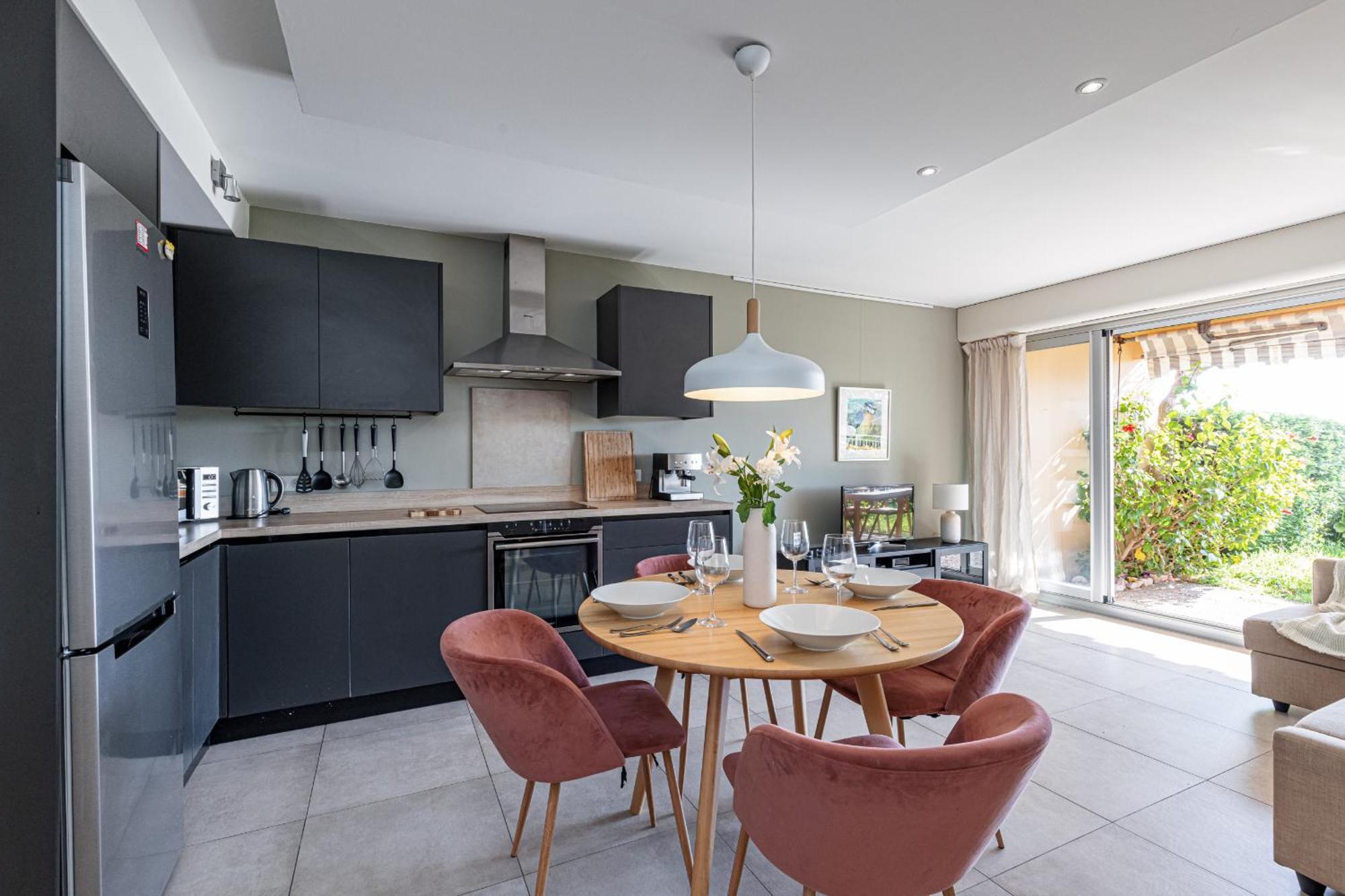 2 Bdr Villefranche-Sur-Mer Sea View Parking And Swimming Pool Екстер'єр фото
