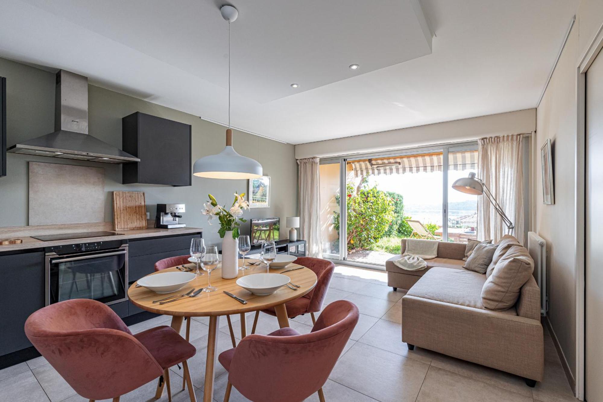 2 Bdr Villefranche-Sur-Mer Sea View Parking And Swimming Pool Екстер'єр фото