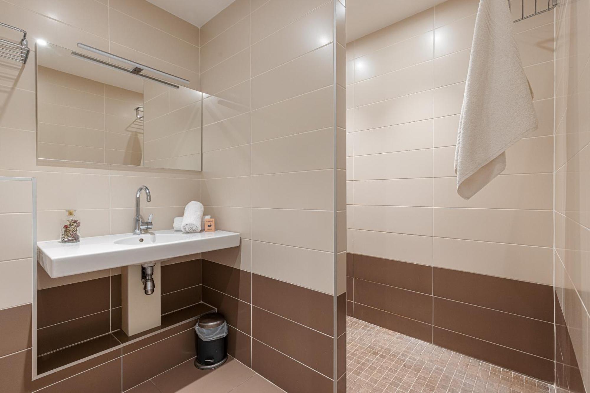 2 Bdr Villefranche-Sur-Mer Sea View Parking And Swimming Pool Екстер'єр фото