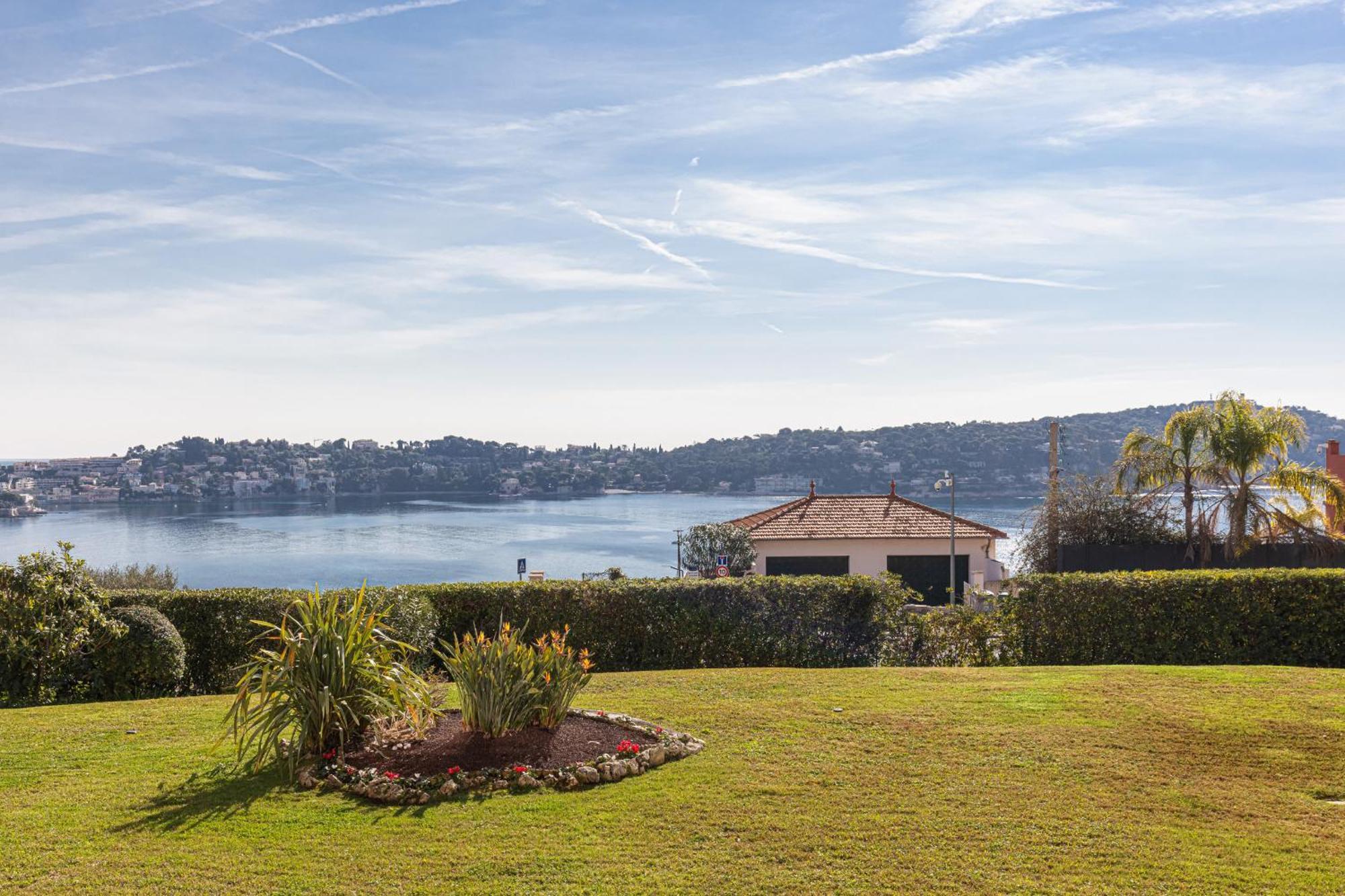 2 Bdr Villefranche-Sur-Mer Sea View Parking And Swimming Pool Екстер'єр фото